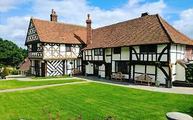 Lythe Hill Hotel